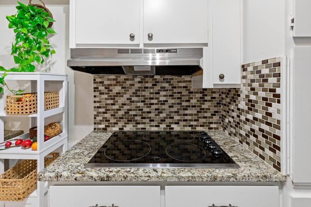 Cozy Buckhead Suite - Great Area, Free Easy Parking, Near Shops And Restaurants Atlanta Dış mekan fotoğraf
